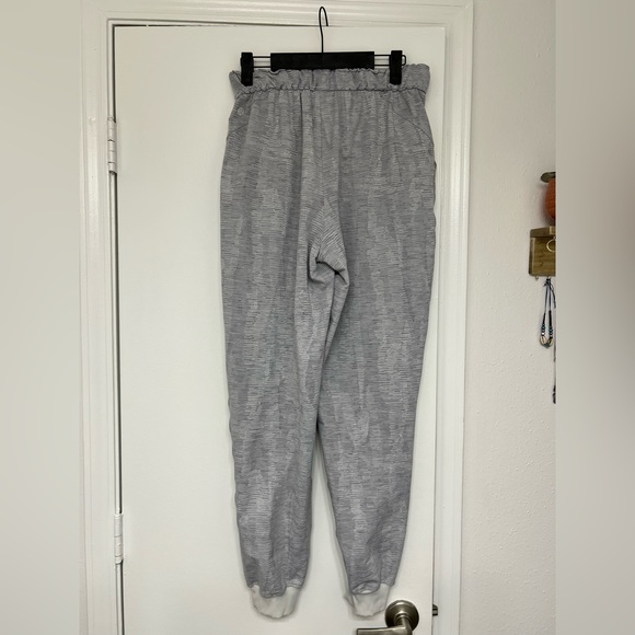 Lulu lemon stretch high rise jogger - Picture 5 of 5